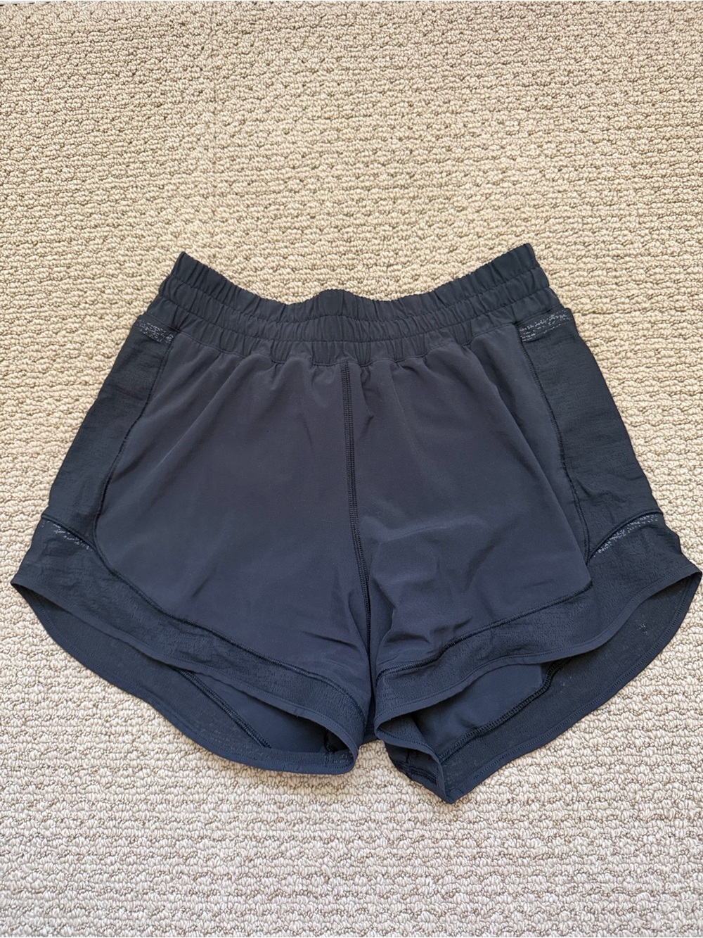 Hotty hot mesh short 4”